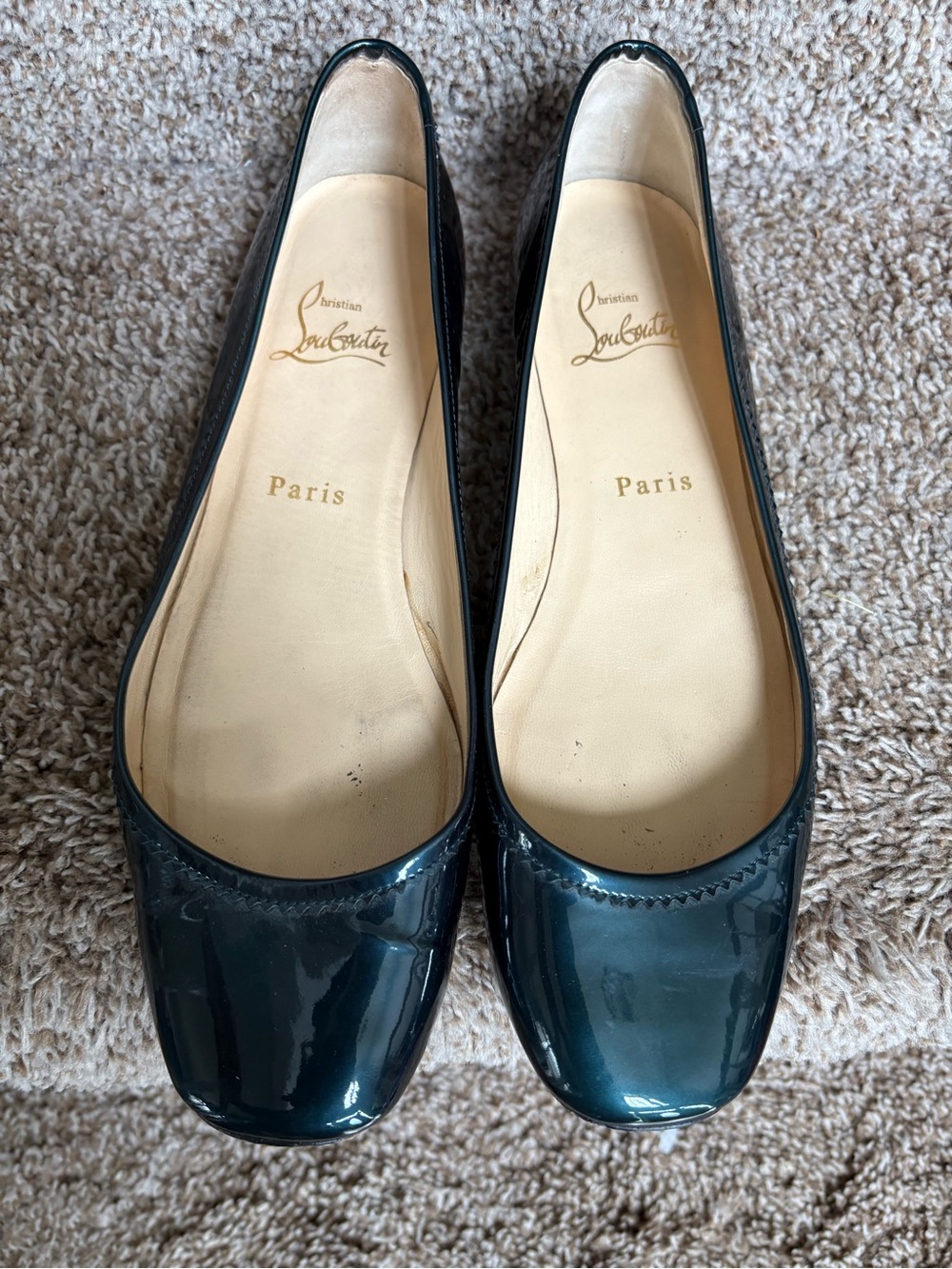 Christian Louboutin Emerald Green Women’s Patent Leather Square Toe Ballet Flats - Picture 4 of 14